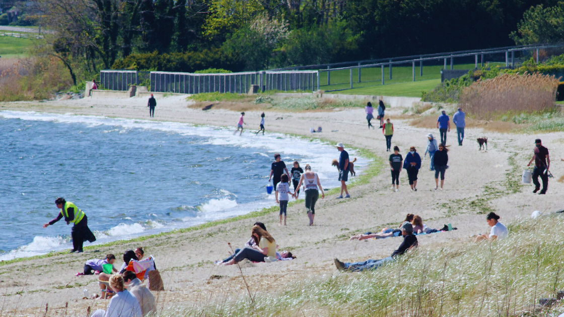 Family Activity Barrington Beach